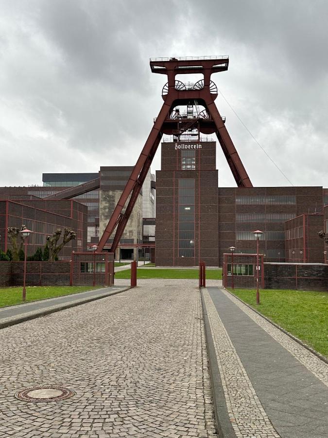 Gemuetliche 93m² Wohlfuehlflaeche Mit Ausblick Zum Weltkulturerbe! Essen